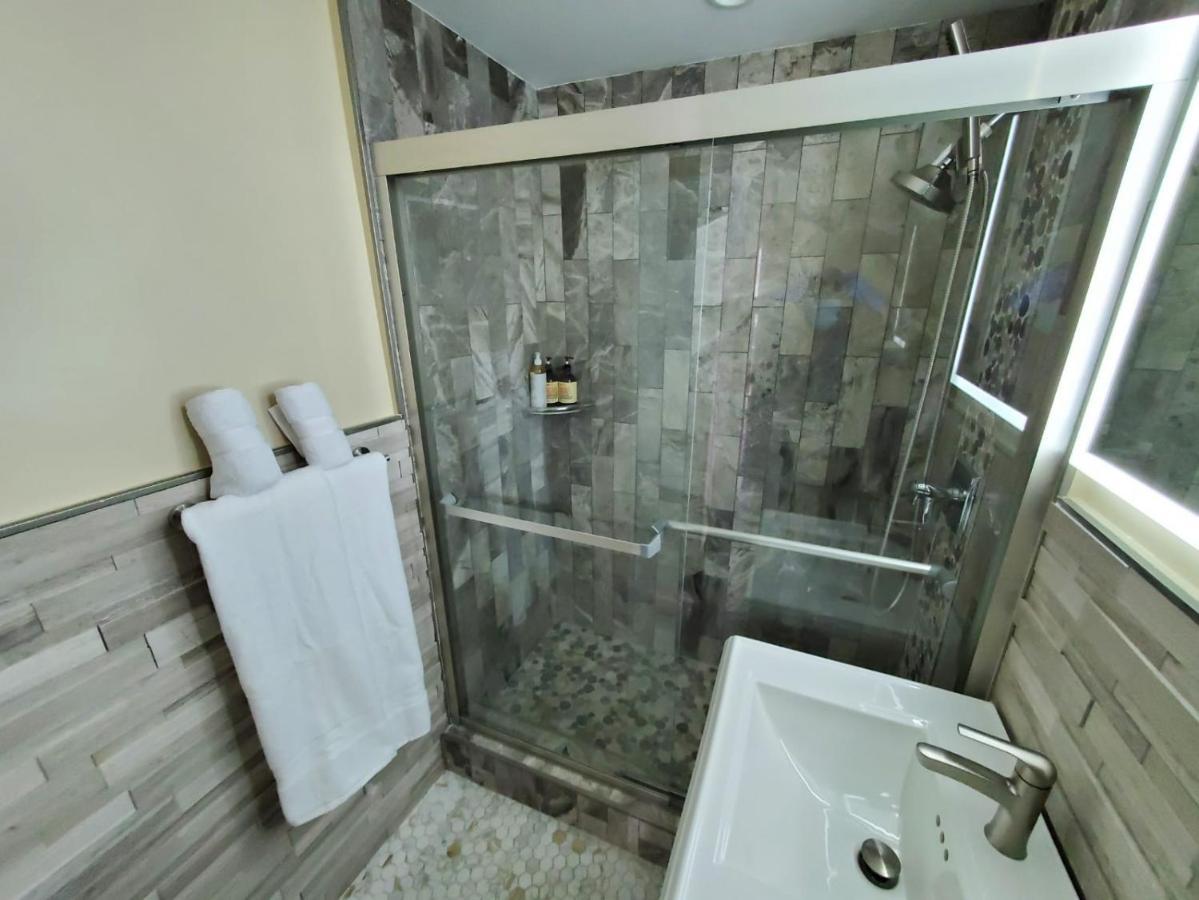 Ferienwohnung Just Renovated 3 Br/2Bath/ Parking+ Downtown View Atlanta Exterior foto